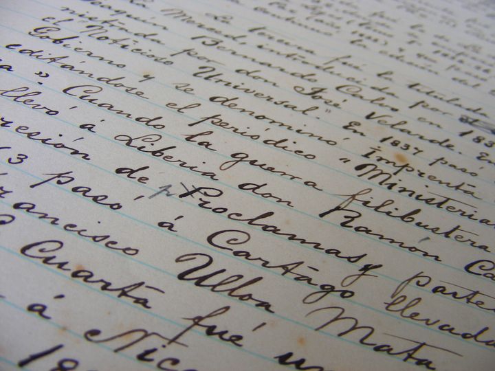 biblioteca 140 copy.jpg